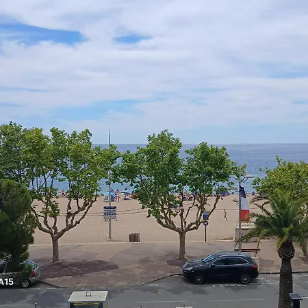 Front Mer Yourehostehelper * Fréjus